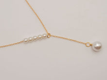 Load image into Gallery viewer, Pearl Pendant necklace, 18mm gold plated pewter charm, Round Pearl Necklace