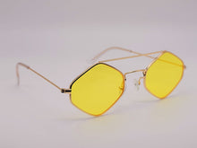 Load image into Gallery viewer, Popular Fashion Medium Rhombus Unisex Luxury Sunglasses Vintage Yellow Color