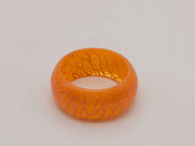 Load image into Gallery viewer, New Fashion Colorful Luminous Resin Ring Women Men Fluorescent Glowing Rings
