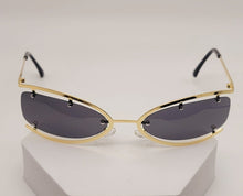 Load image into Gallery viewer, Retro Triangle Cat Eye Sunglasses | Cateye Sunglasses | Retro Sunglasses