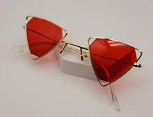 Load image into Gallery viewer, Red Retro Triangle Cat Eye Sunglasses | Cateye Sunglasses Vintage
