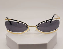 Load image into Gallery viewer, Retro Triangle Cat Eye Sunglasses | Cateye Sunglasses | Retro Sunglasses