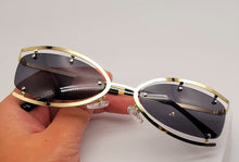 Load image into Gallery viewer, Retro Triangle Cat Eye Sunglasses | Cateye Sunglasses | Retro Sunglasses