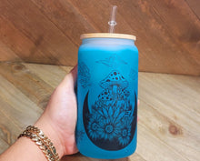 Load image into Gallery viewer, Color Changing Mushroom Beer Can Glass | Boho Mushroom Coffee Glass