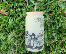 Load image into Gallery viewer, Color Changing Mushroom Beer Can Glass | Boho Mushroom Coffee Glass