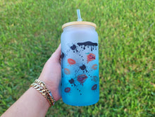 Load image into Gallery viewer, Drippy Mushroom Beer Can Glass With Kisses all over | Custom Cup with Lid & Straw