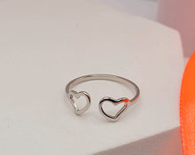 Load image into Gallery viewer, Adjustable Open Heart Ring, Thumb Ring, Adjustable Wraparound Heart Ring, Gold
