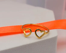 Load image into Gallery viewer, Adjustable Open Heart Ring, Thumb Ring, Adjustable Wraparound Heart Ring, Gold