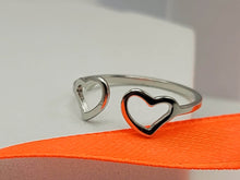 Load image into Gallery viewer, Adjustable Open Heart Ring, Thumb Ring, Adjustable Wraparound Heart Ring, Gold