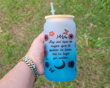 Load image into Gallery viewer, Viva La Vida Cafecito Clear Can Glass Cup l Red Flowers Échame Tierra Libbey