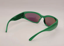 Load image into Gallery viewer, Vintage Punk Rave Sunglasses Trend 2022 Kim K Cute & trendy Sunglasses