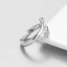 Load image into Gallery viewer, Hug Ring Couple Love Gift, Hand Friendship Ring, Hugging adjustable Ring