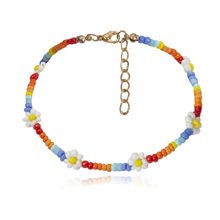 Load image into Gallery viewer, Daisy Flower Necklace, Choker Necklace, Gift for Her, Daisy Choker