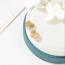 Load image into Gallery viewer, Cute Heart Dainty Necklace & earring Gift set Gold Tone
