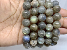 Load image into Gallery viewer, Natural labradorite Bracelet - Stone of transformation