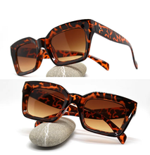 Load image into Gallery viewer, Retro Square Sunglasses | Millionaire Leopard Sunglasses | Retro Sunglasses |