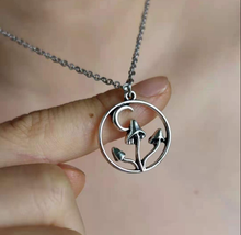 Load image into Gallery viewer, Mushroom Necklace for Women, Boho Jewelry for Gift, Silver Mushroom Pendant, Hippie Jewelry,