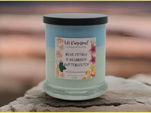 Load image into Gallery viewer, Rose Petals &amp; Bourbon Butterscotch Soy Wax Scented Candle 12 OZ
