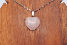 Load image into Gallery viewer, Elegant Heart-Shaped Rose Quartz Necklace - Perfect Daily Wear Jewelry
