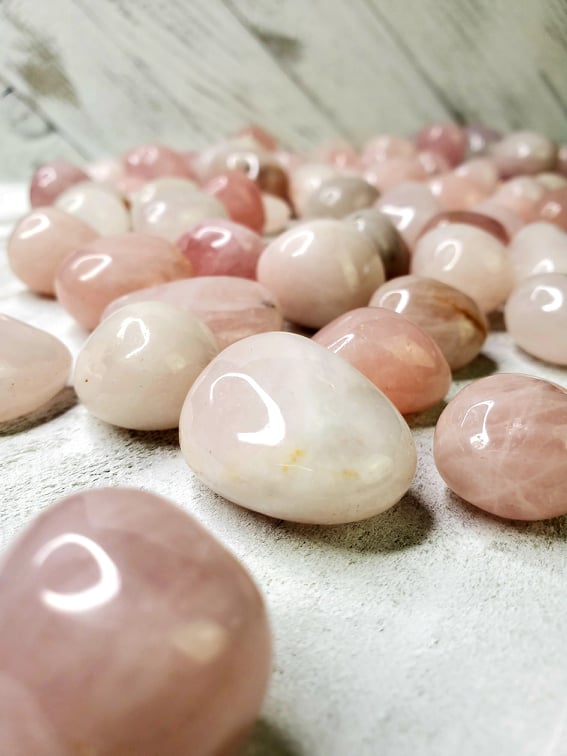 ROSE QUARTZ TUMBLES