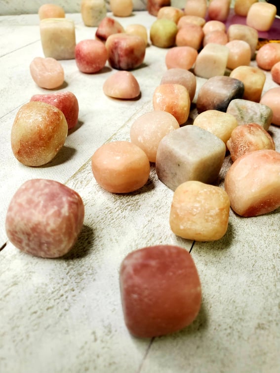 PINK/PEACH AVENTURINE TUMBLES