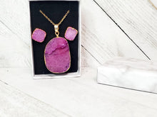 Load image into Gallery viewer, Druzy Necklace &amp; Earrings Gift Set Amethyst
