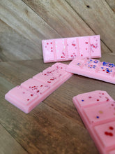 Load image into Gallery viewer, 2 PCS Handmade Wax Melt Snap Bars Pink Crystal Scents Highly Scented
