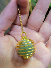 Load image into Gallery viewer, Gold Tone CAGE Necklace Healing Crystal Cage Necklace Gold tone
