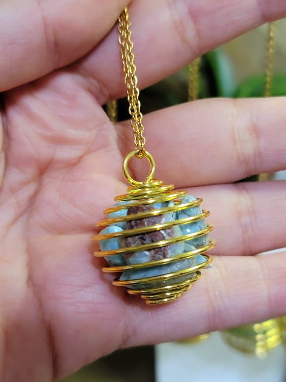 Gold Tone CAGE Necklace Healing Crystal Cage Necklace Gold tone