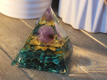 Load image into Gallery viewer, Orgone Pyramid, Amethyst  &amp; Malachite Orgonite
