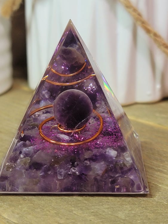 Orgone Pyramid Amethyst    Orgonite Chakra Gift