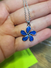 Load image into Gallery viewer, Cute Flower  Dainty Necklace - gift for her Silver Tone
