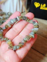 Load image into Gallery viewer, labradorite Bracelet Handmade Genuine Crystal Stretch  Bracelet
