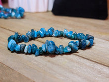 Load image into Gallery viewer, Blue Apatite Chip Bracelet Handmade Genuine Crystal Stretch  Bracelet
