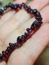 Load image into Gallery viewer, Garnet  Chip Bracelet Handmade Genuine Crystal Stretch  Bracelet
