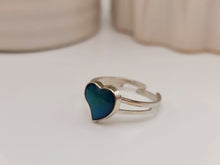 Load image into Gallery viewer, Changing Color Mood Stone Adjustable Ring | Cute trending Mood Ring Sunflower
