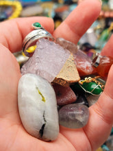 Load image into Gallery viewer, Crystal Confetti Big Scoops, Lucky Scoop, Crystal Mystery Scoop,
