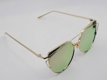 Load image into Gallery viewer, Retro Triangle Cat Eye Sunglasses | Cateye Sunglasses  Vintage Sunglasses
