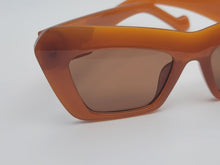 Load image into Gallery viewer, Retro Triangle Cat Eye Sunglasses | Cateye Sunglasses  Vintage Sunglasses
