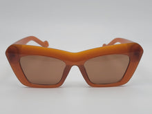 Load image into Gallery viewer, Retro Triangle Cat Eye Sunglasses | Cateye Sunglasses  Vintage Sunglasses

