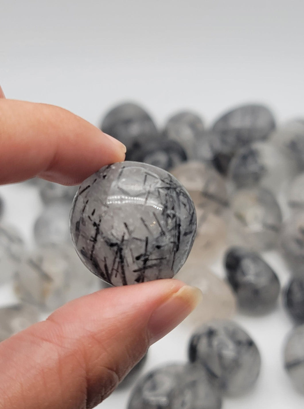 BLACK TOURMALINE TUMBLES