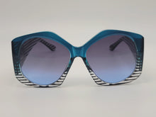 Load image into Gallery viewer, Popular Fashion Big Rectangle Women Luxury Sunglasses Vintage Shades UV400
