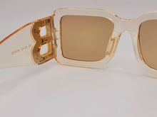 Load image into Gallery viewer, Fashion Big Rectangle Unisex Luxury Sunglasses Vintage Punk Oversized Gold Tea
