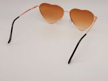 Load image into Gallery viewer, Lb diamond - Heart Shape Heart Sunglasses Retro Vintage Boho Tea
