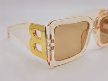 Load image into Gallery viewer, Fashion Big Rectangle Unisex Luxury Sunglasses Vintage Punk Oversized Gold Tea
